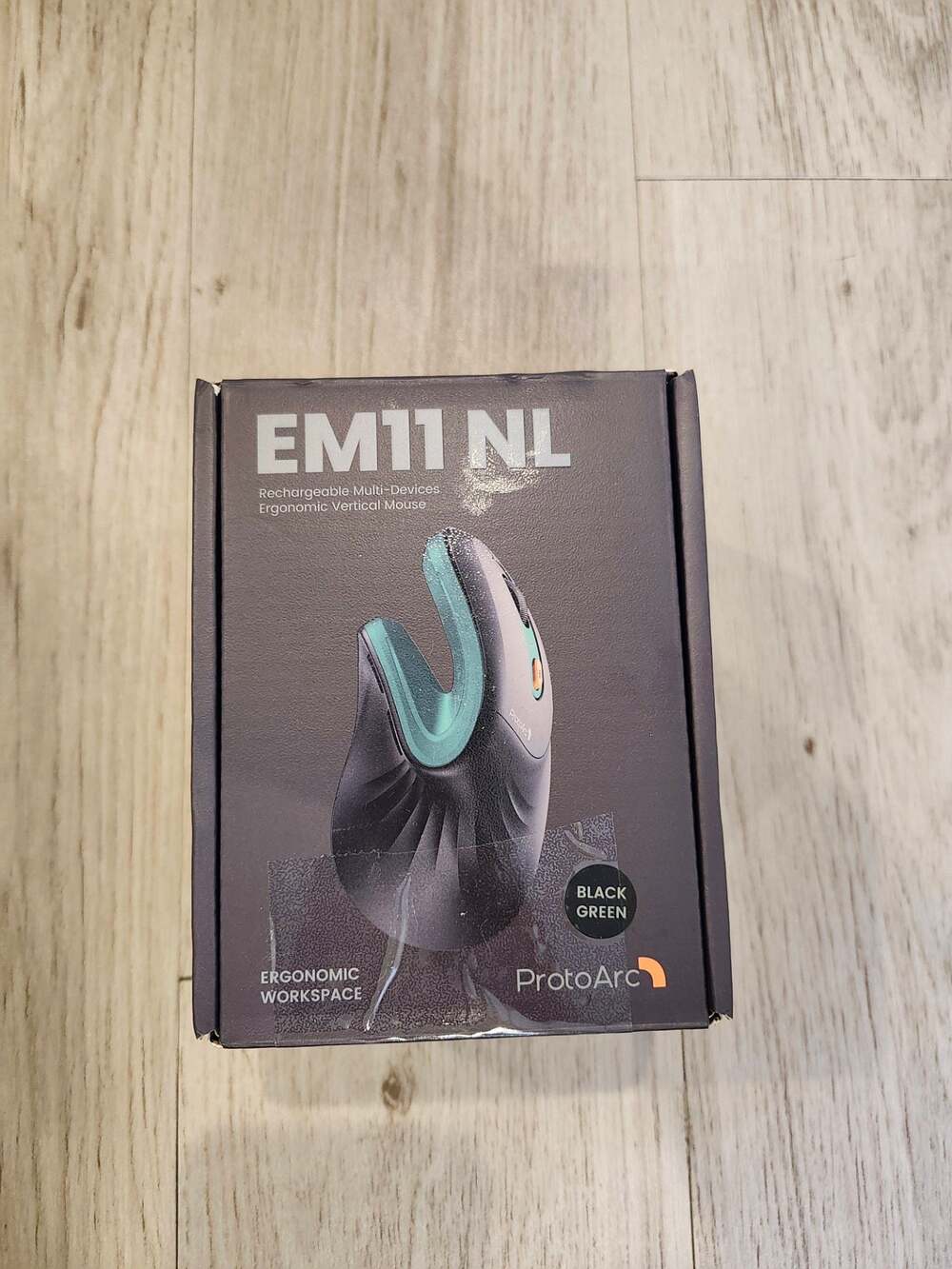 ProtoArc EM11 NL Rechargeable Multi-Devices Ergonomic Vertical Mouse